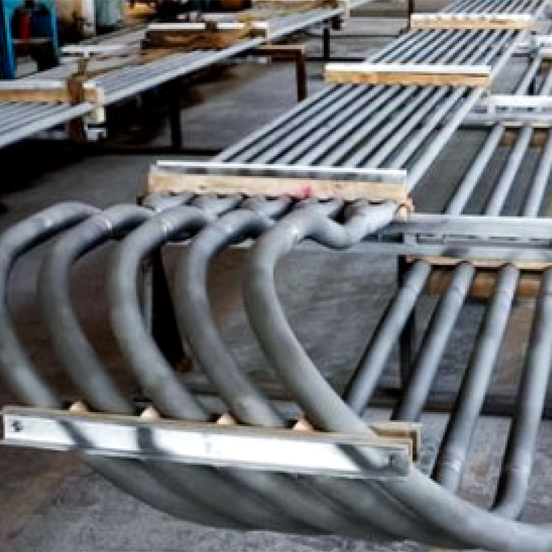 Cracking furnace coil